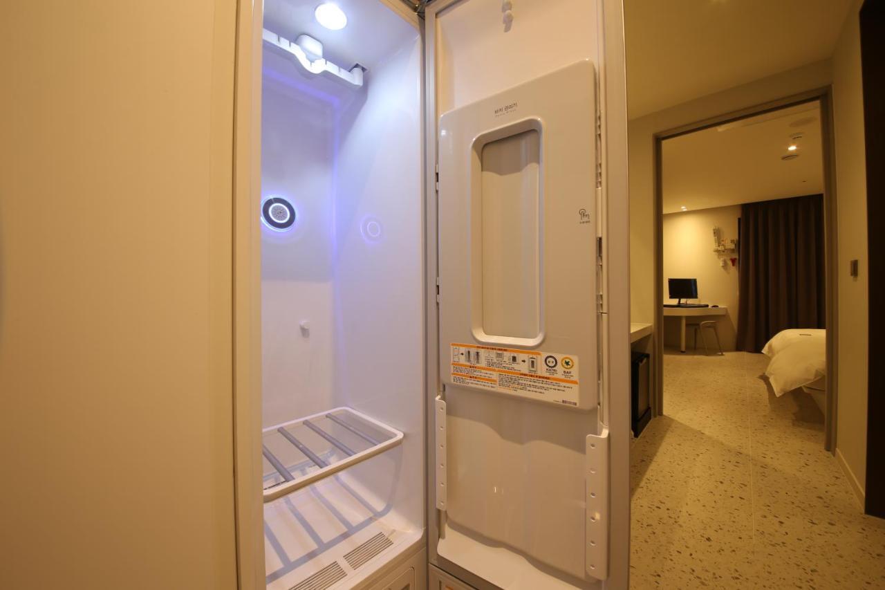 Zam101 Hotel Gimhae Exteriör bild