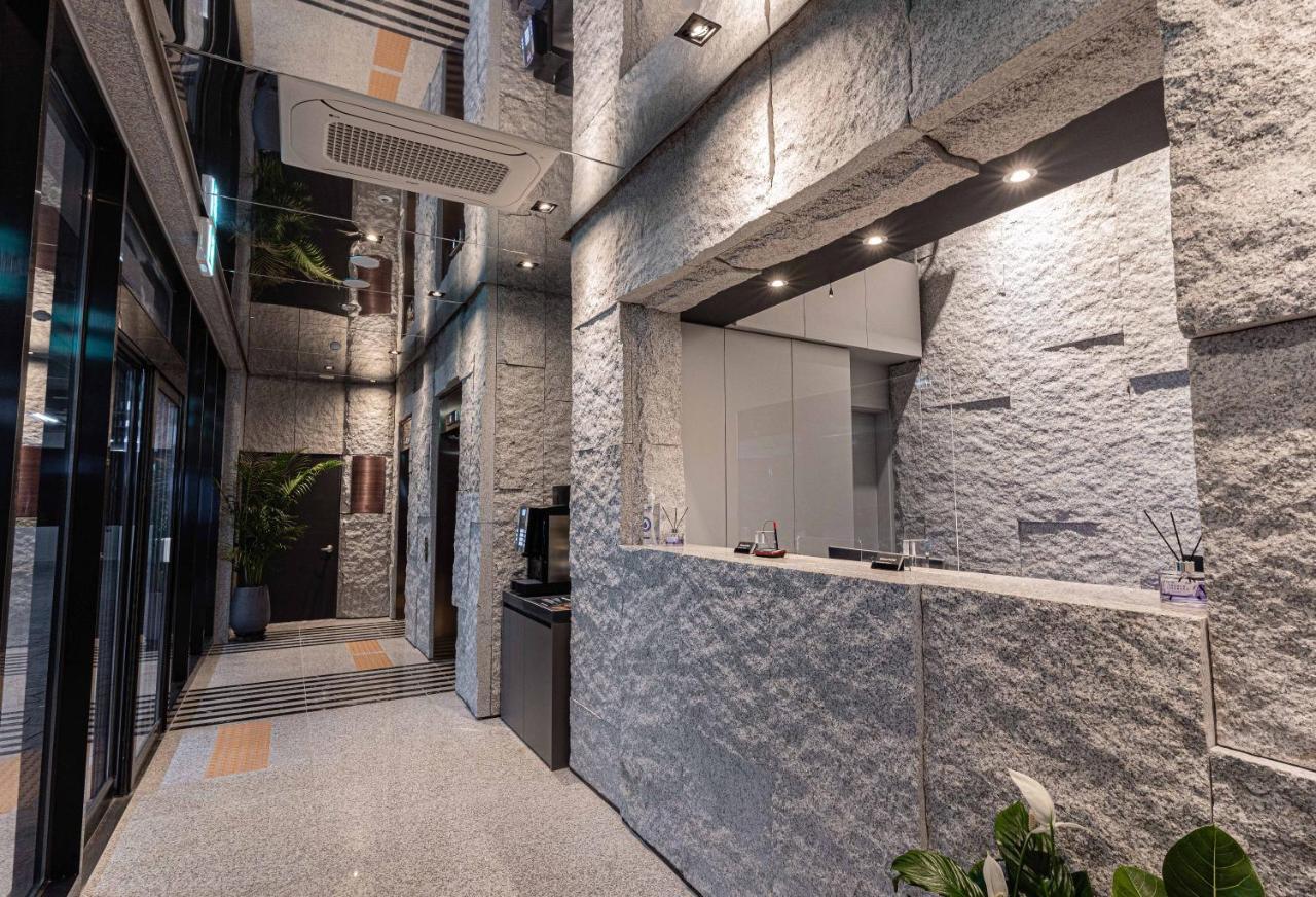 Zam101 Hotel Gimhae Exteriör bild